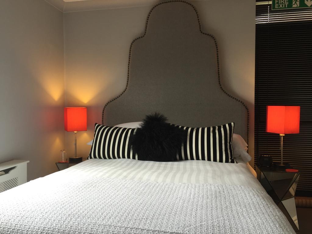 Hotel The Bijou à Harrogate Extérieur photo