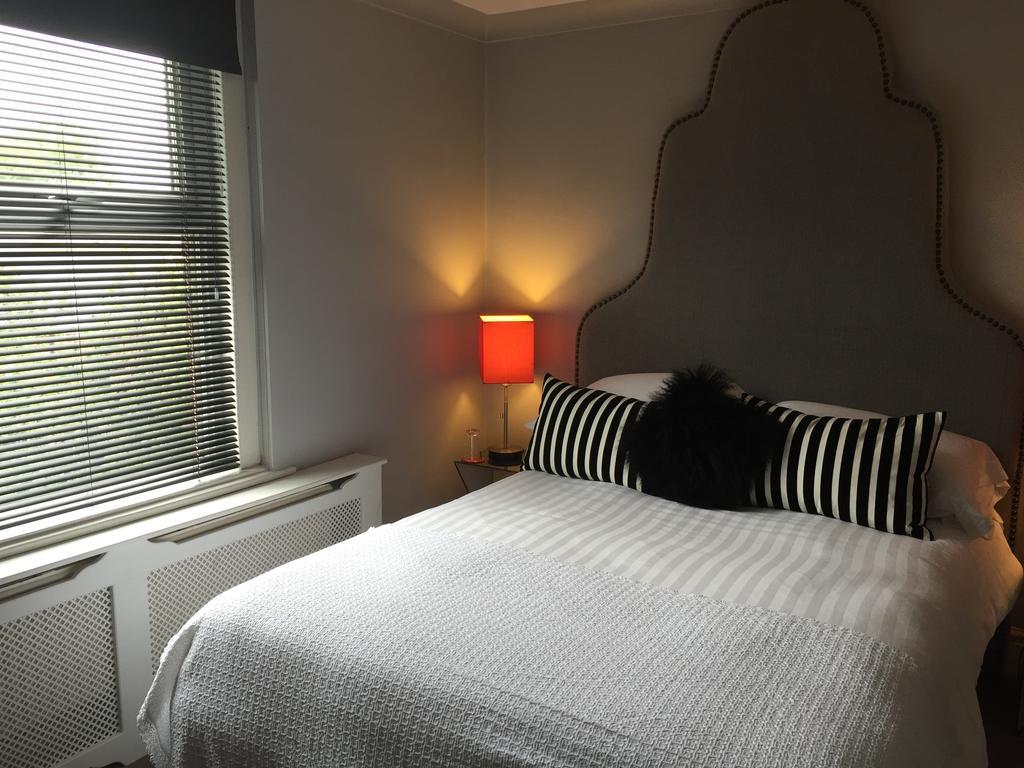 Hotel The Bijou à Harrogate Extérieur photo