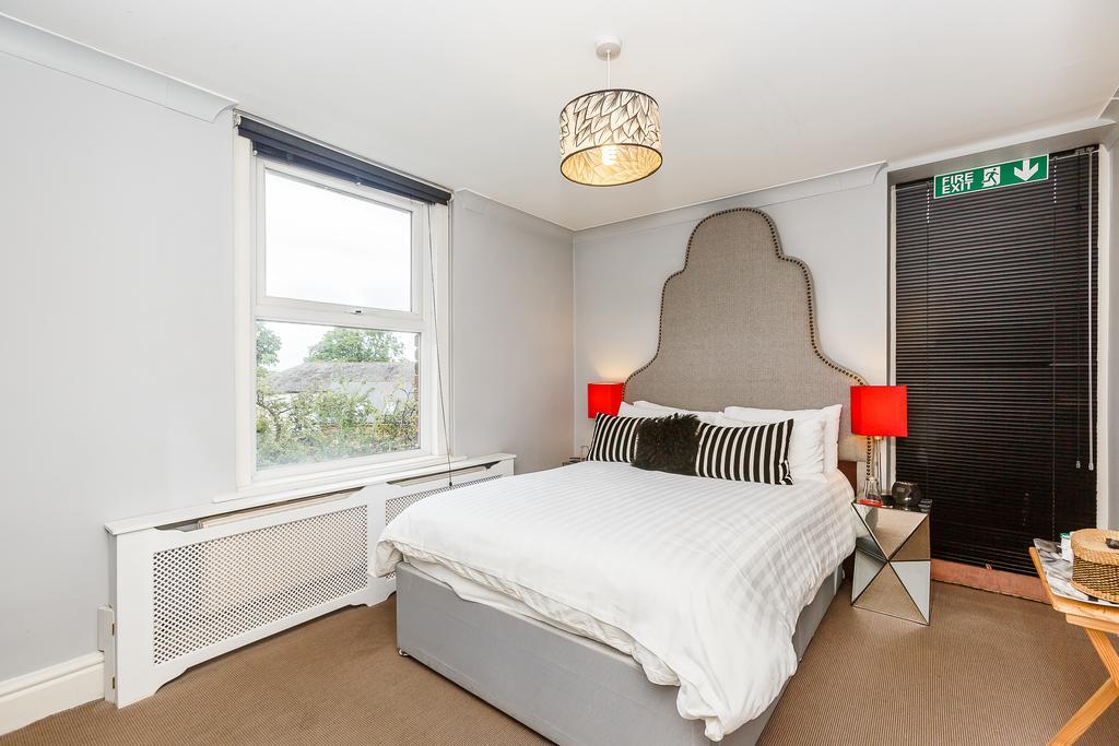 Hotel The Bijou à Harrogate Extérieur photo