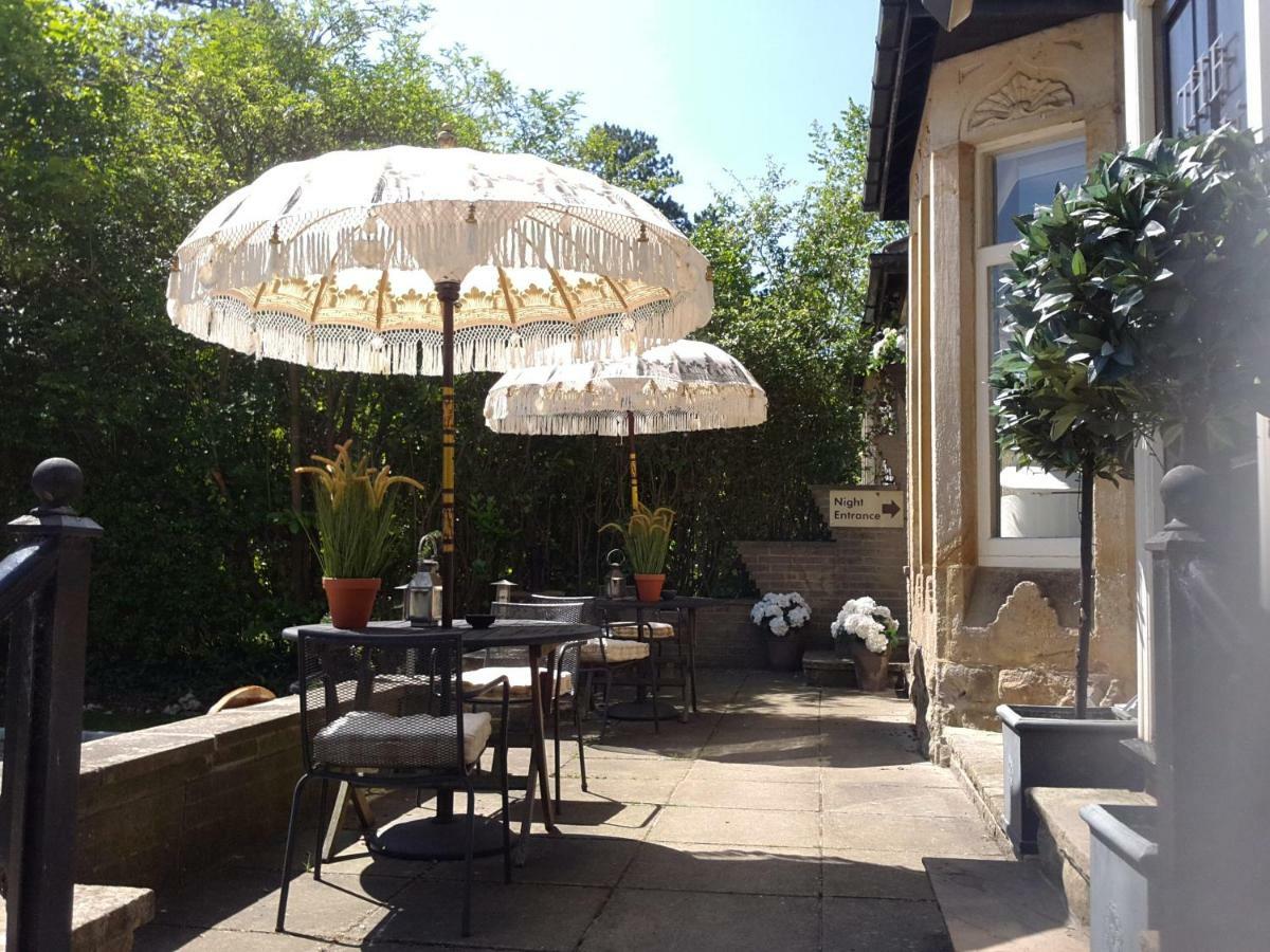 Hotel The Bijou à Harrogate Extérieur photo